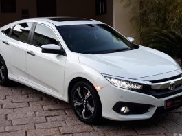 CIVIC TOURING é um esportivo para ninguém botar defeito
