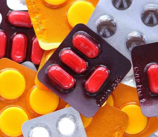 ANTIBIÓTICOS podem causar candidíase. Saiba como tratar. Veja vídeo ANTIBIÓTICOS