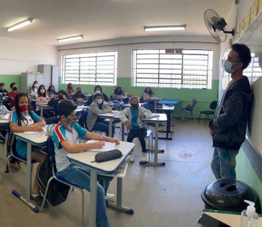 Professores já vão receber EQUIPARAÇÃO SALARIAL nesta 5ª equiparação