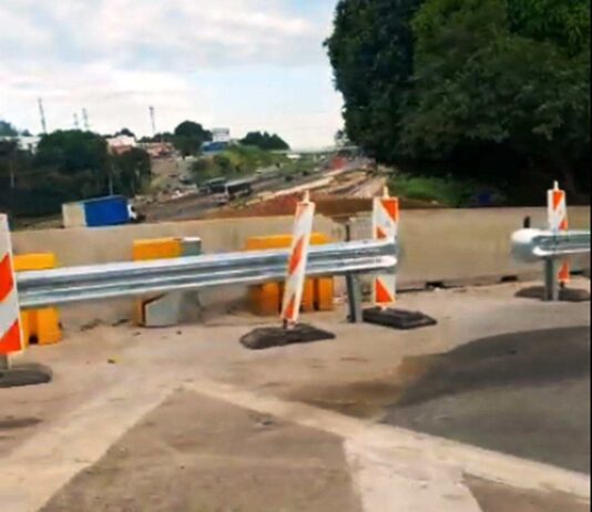 fechamento de acesso