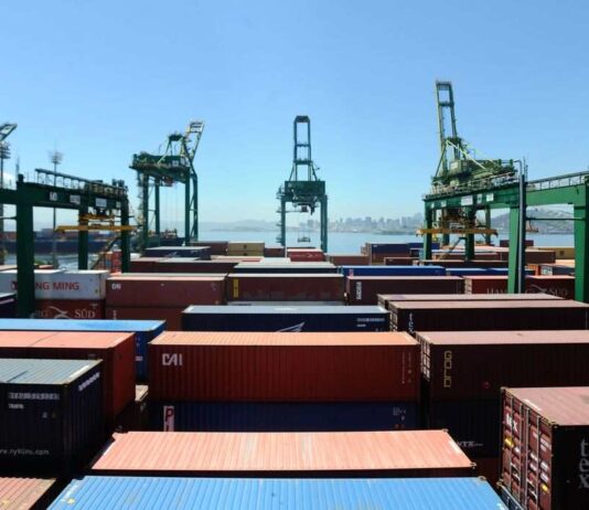 negócios internacionais