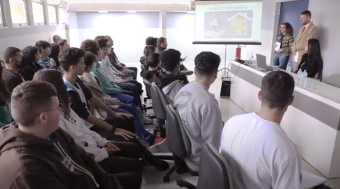 parlamento jovem parlamento jovem