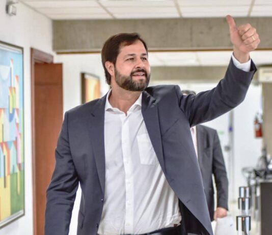 VETO TOTAL e projetos do prefeito serão votados na sessão de 3ª. Veja! veto total