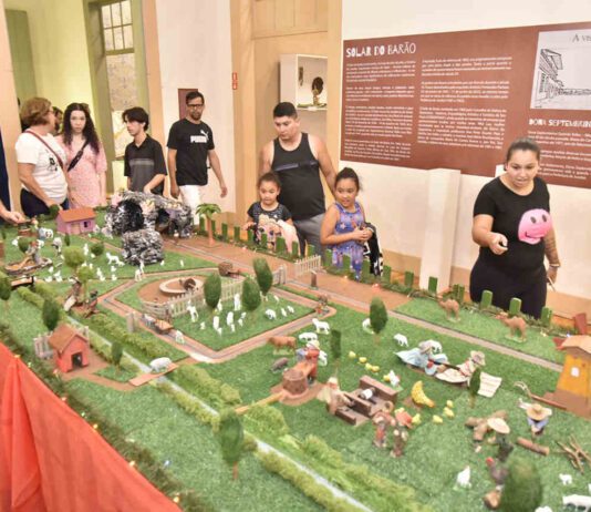PRESÉPIOS: Visite a exposição do Museu. Veja vídeo presépios