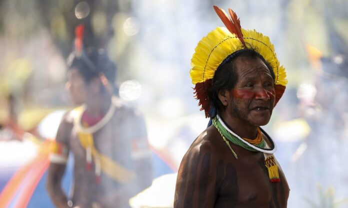 YANOMAMI YANOMAMI