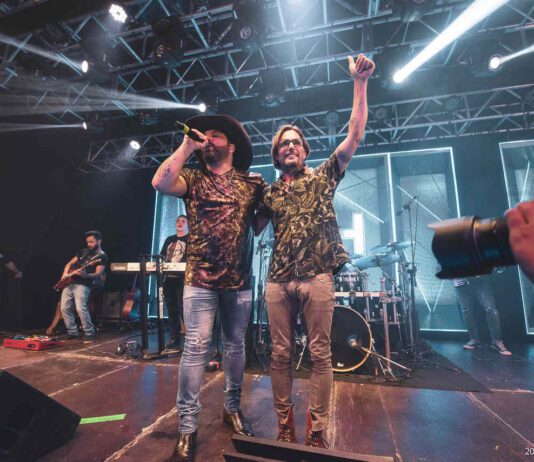 Itupeva 58 anos: Edson e Hudson; Katinguelê e Trio Parada Dura edson