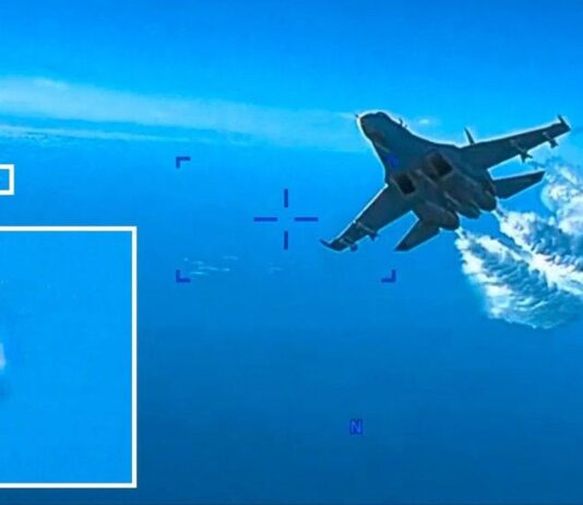 ESFERA misteriosa é detectada em incidente aéreo no Mar Negro esfera