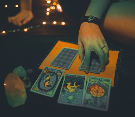 EXPANSÃO ou cuidado com ilusões? Veja conselho das cartas! expansão