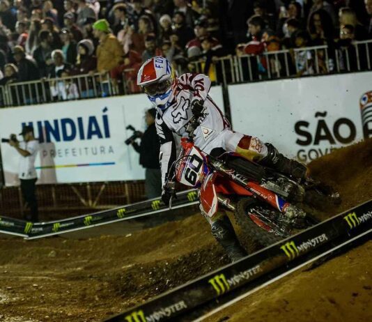 arena cross