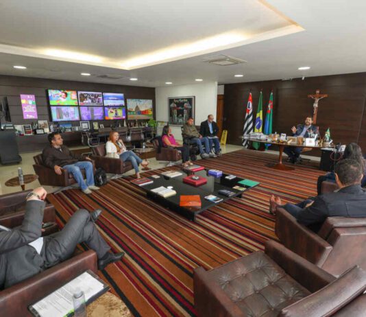 Pessoas com deficiências: Políticas públicas são discutidas pessoas com