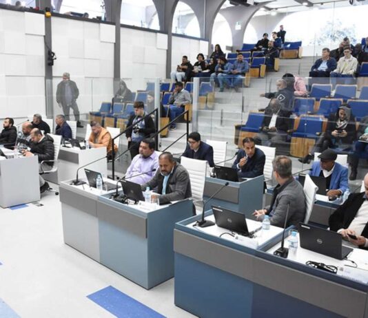 Câmara: Semestre começa com VETO, homenagens e moções veto