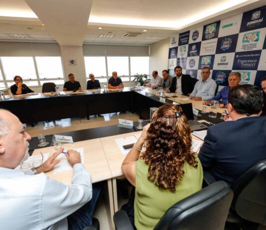 Prefeitos criam de consórcio para a destinação do LIXO consórcio