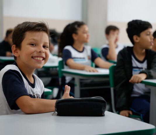 EMEBs: 37 mil crianças voltam às aulas nesta terça(6) emebs