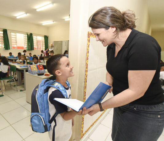 CONCURSO: Prefeitura contratará 11 professores concurso