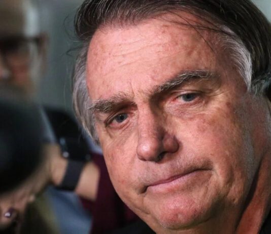JAIR, o cheiro está chegando! jair