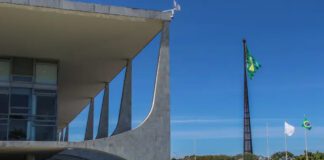 saída