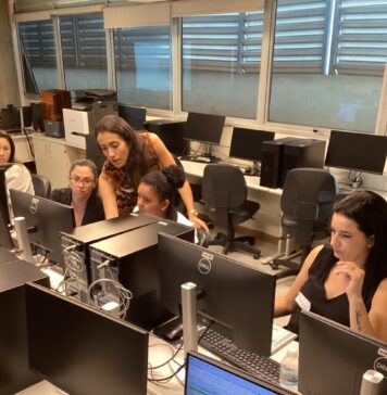 elas