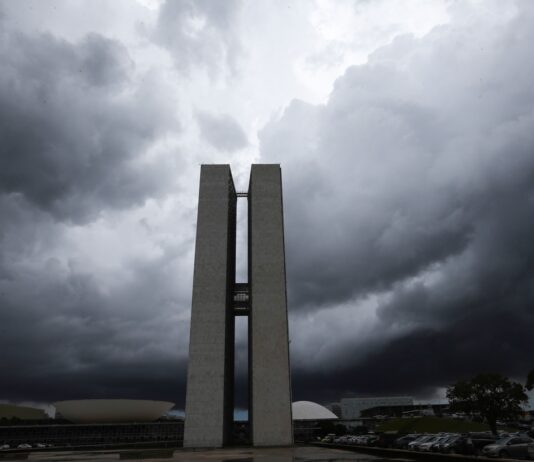 CONGRESSO em crise congresso