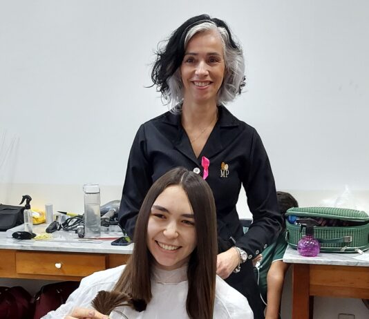 Câncer de Mama: FMJ incentiva doação de cabelo câncer
