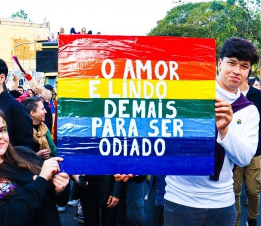 Liberdade de expressão NÃO É LICENÇA para discriminar liberdade