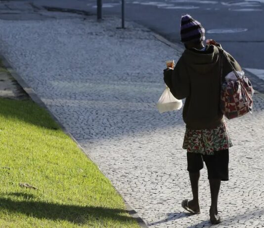 Moradores em situação de rua: Vereador questiona prefeito de Itupeva moradores