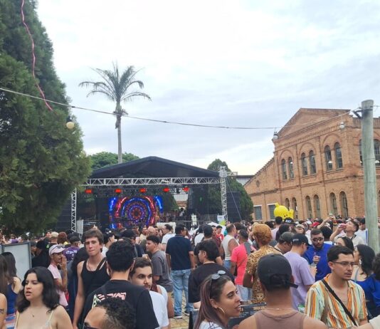 PARADA LGBT+: “Dizer que recebemos recursos públicos é uma grande mentira”, diz ativista parada