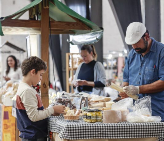 SABORES DA GENTE: Última edição do ano será neste sábado(8) sabores
