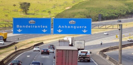 Anhanguera: Tarcísio sanciona TROCA do nome para Silvio Santos anhanguera