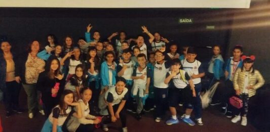 Alunos de EMEB na Tailândia: Participe de vaquinha virtual alunos