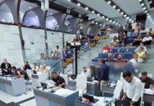 SESSÃO: Vereadores começam o ano votando cinco projetos câmara