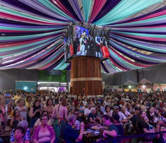 FESTA DA UVA: 71 mil visitantes no primeiro final de semana festa