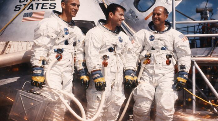 ASTRONAUTAS ASTRONAUTAS