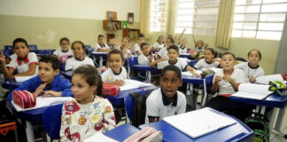 educação