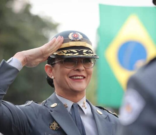 Mulheres agora comandam PMs. Falta de permissão ou pioneirismo? mulheres