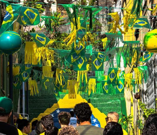 Futebol, presentes para os campeões e CORRUPÇÃO futebol