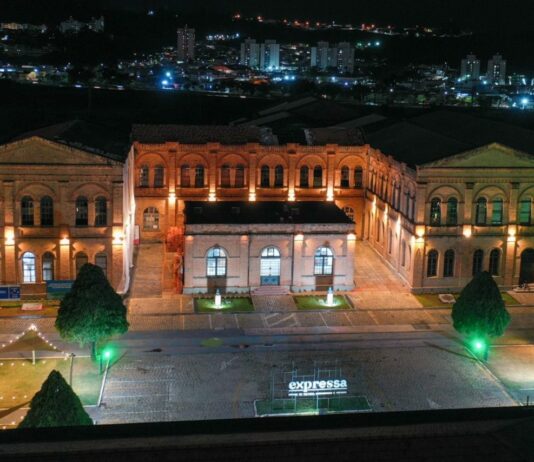 mês