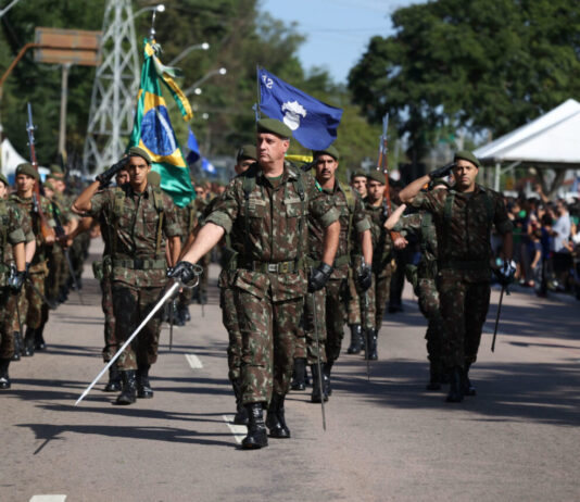 Desfile da Independência, na Luiz Latorre, começa às 9 horas desfile
