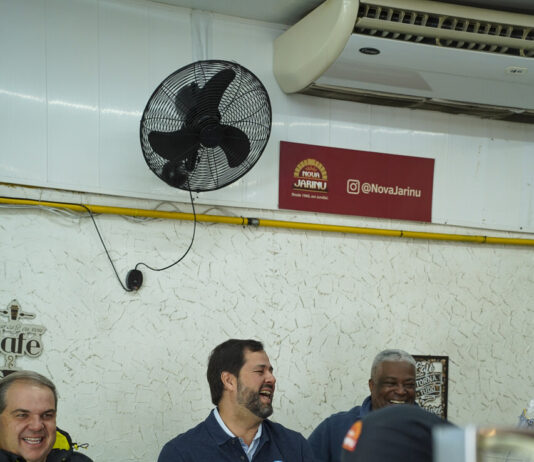 Luiz Fernando recebe apoio de moradores e relembra entregas na Vila Hortolândia luiz