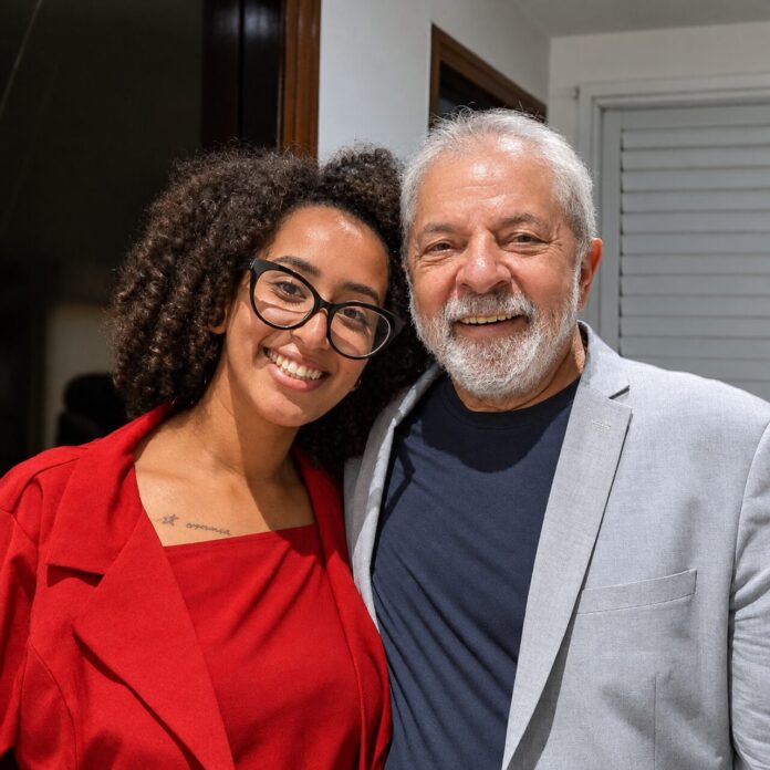 esquerda esquerda